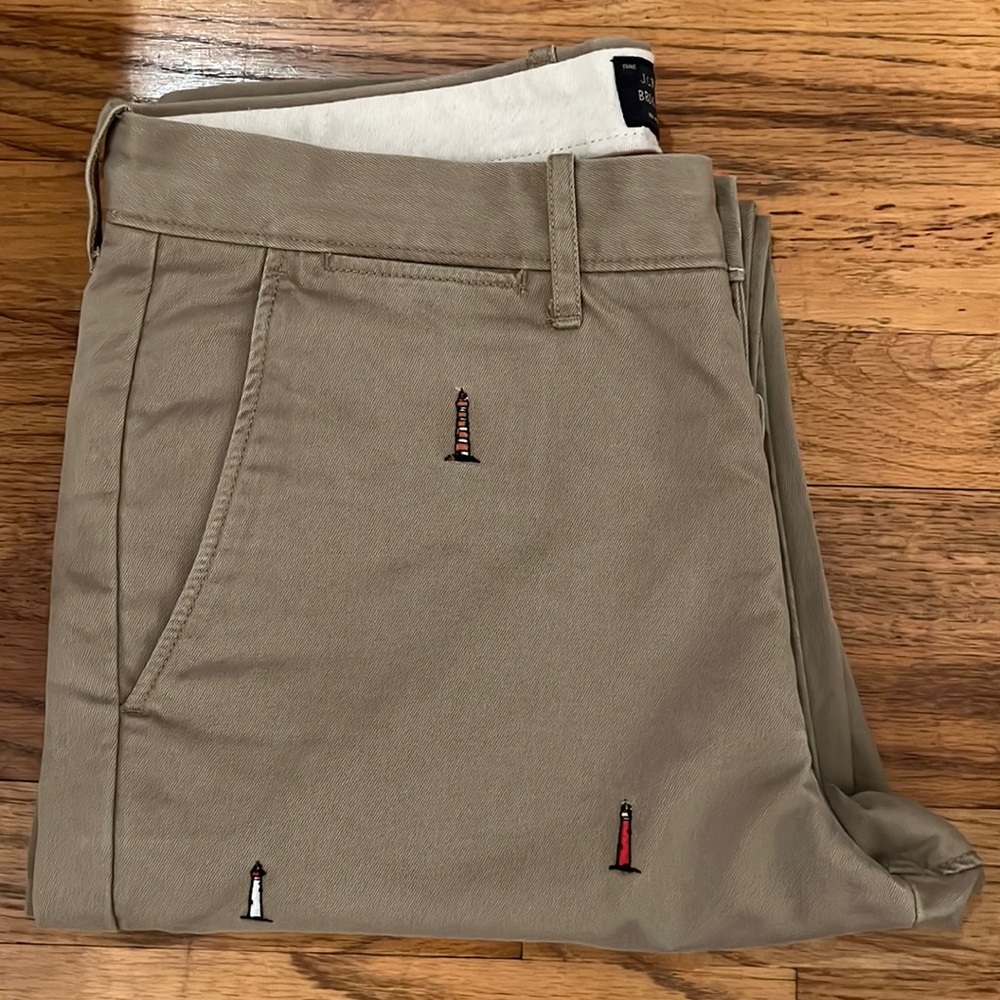 J. Crew 770 Broken In men's 31 x 30 lighthouse chino, tan
